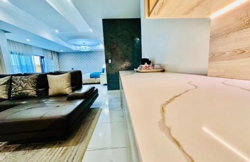 Greater Johannesburg Metropolitan Area Casa | H & H Boutique & SPA