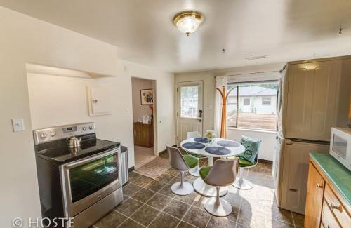 Broadmoor Apartamento | *H* NEW! Old Broadmoor 1 BDRM, West-side Colorado Springs Goodness!