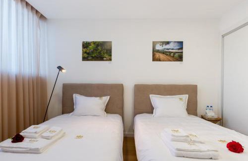Caloura Villa | H. S. Caloura