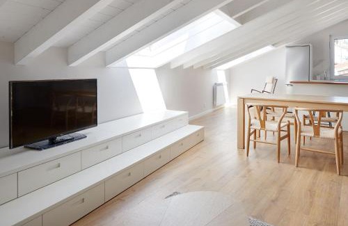 Centro histórico de Hondarribia Apartamento | H SUITE4A by Smiling Rentals