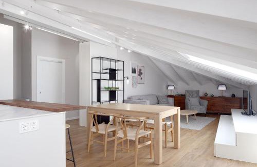 Centro histórico de Hondarribia Apartamento | H SUITE4A by Smiling Rentals