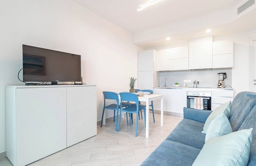 Santo Stefano al Mare Apartamento | 𝐇11 [Lujo 3B] - Puerto - Piscina - Jacuzzi