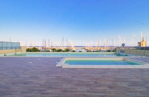 Santo Stefano al Mare Apartamento | H11 [Luxury 17A] Porto - Piscina - Jacuzzi