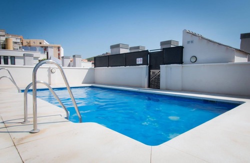 El Ejido Apartamento | H2M Refino apartamento 2 dormi piscina en centro