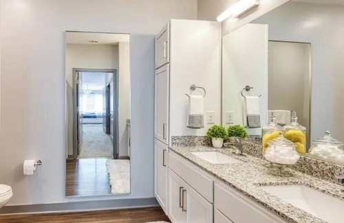 Hampton Apartamento | H4N Ellipse Urban | 1Bd Apartment Near Peninsula Town Center