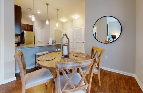 Norfolk Apartamento | H4N Watermark - 2 Bed Apartment in Norfolk