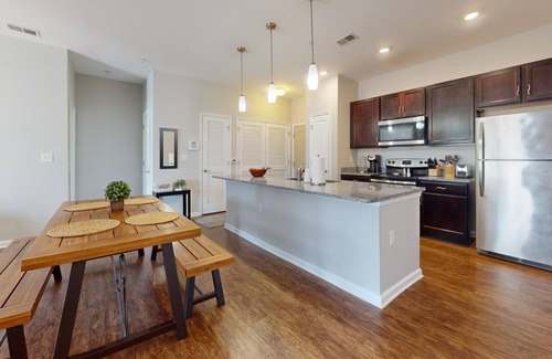 Norfolk Apartamento | H4N Watermark - 3 Bed Apartment in Norfolk