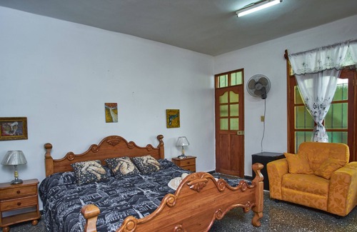 Matanzas Apartamento | Hab lujosa centrica con pequeña piscina