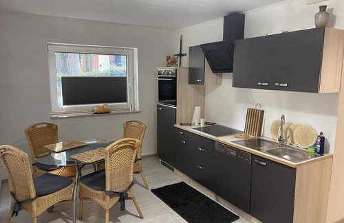 Neumuenster Apartamento | Haberstraße 4b, Neumünser