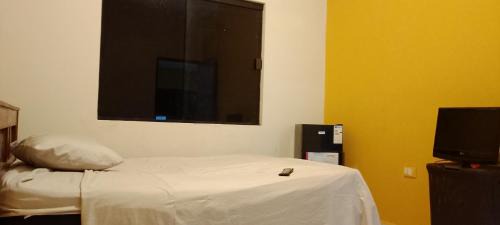 Santa Cruz Casa | Habitación con baño privado y transporte de aeropuerto incluído