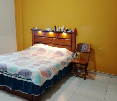 Santa Cruz Casa | Habitación con baño privado y transporte de aeropuerto incluído