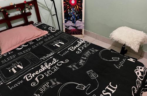 Gigante Cama Y Desayuno | Habitación amoblada