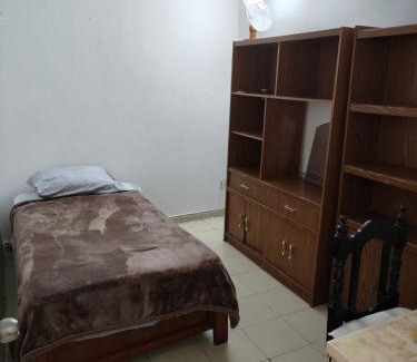 Celaya Casa | Habitación céntrica Alameda
