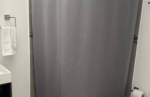 Curridabat Cama Y Desayuno | Habitación cómoda y tranquila en casa en condominio