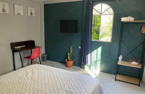 El Porvenir Casa | Habitación cerca del aeropuerto #1