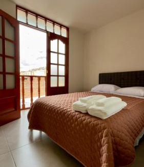 Ayacucho Apartamento | Habitación con Balcón Castellares La Puebla