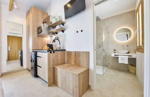 Altea Apartamento | Habitación con balcón y vistas al mar - Encanto y tranquilidad