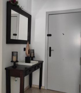 Coria del Río Casa | habitación doble a 100m paseo fluvial