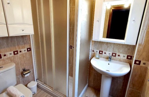 San Cristobal de La Laguna Casa | Habitación Doble con baño privado en Tenerife, Canary Islands