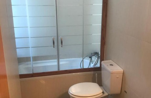 Angustias - Chana - Encina Casa | Habitación doble independiente con baño compartido