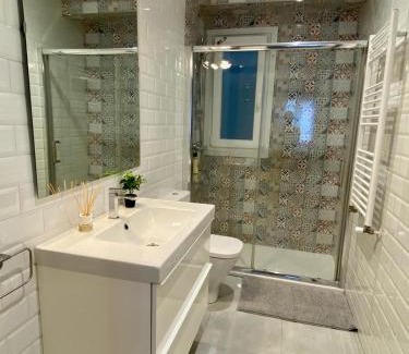 San Francisco Casa | Habitación en apartamento con zonas comunes compartida MG