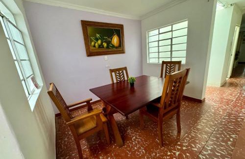 Envigado Casa | Habitación en Envigado P1-3
