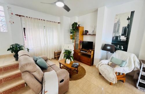 Los Cuarteros Casa | Habitación Cercana Al Mar