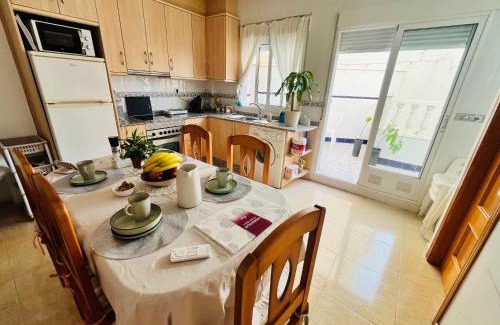 Los Cuarteros Casa | Habitación Cercana Al Mar