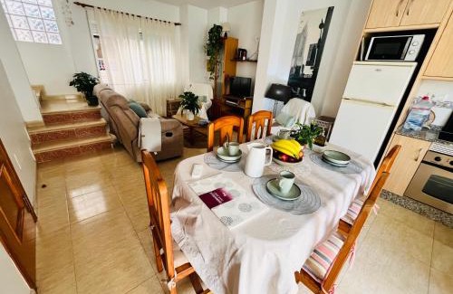 Los Cuarteros Casa | Habitación Cercana Al Mar