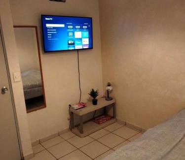 León Casa | Habitación Pedregal