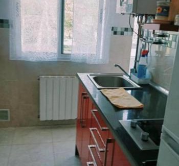 Cabezón de la Sal Casa | Habitación pensión Tolima - baño compartido