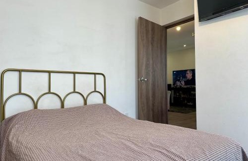 Tlalnepantla de Baz Casa | Habitación privada con balcón en zona norte CMDX