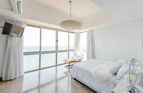 San Geronimo Apartamento | Habitación Privada con vista al mar Ámbar, Malecon Santo Domingo