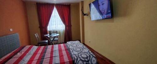Santiago de Surco Apartamento | Habitación privada, TV y WIFI cerca a Barranco - H3