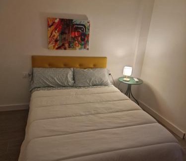 Albacete Cama Y Desayuno | Habitacion con balcon Alfarooms