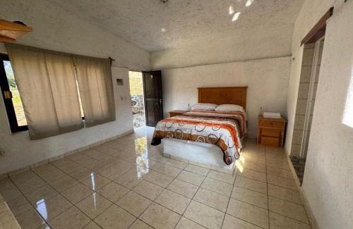 Valle de Bravo Cabina | Habitaciones las cascadas