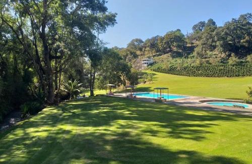 Valle de Bravo Cabina | Habitaciones las cascadas