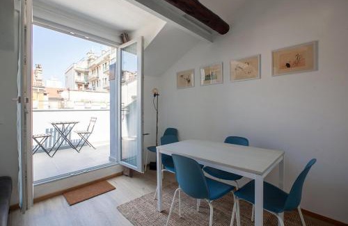 Lazzaretto Apartamento | HACCA Collection - Porta Venezia Attic 2BR