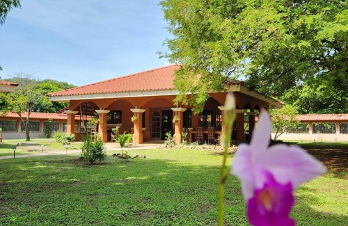 Cuajiniquil Hotel | Hacienda Casa del Viento