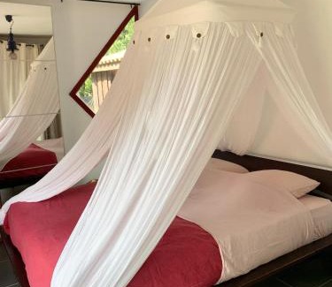 Hourtin Cama Y Desayuno | Hacienda de la Canopée avec piscine chauffée au sel