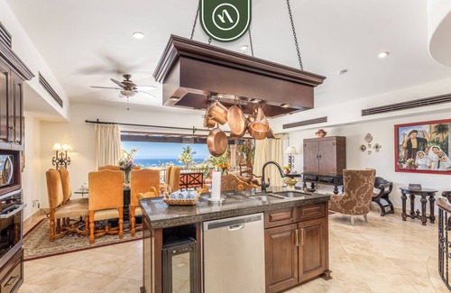 Los Cabos Apartamento | Hacienda Encantada by Naya Homes
