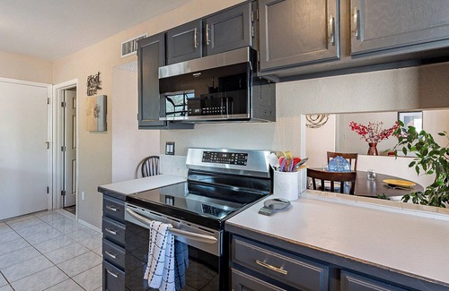 Catalina Madre Casa | Hacienda Encantada 3BD/2BA Pool & Hot Tub