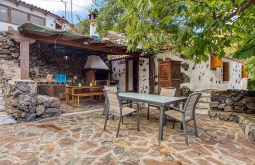 Icod de los Vinos Cabaña | Hacienda Jardín de las Hespérides Eritía. Casa Rural en Medio del Bosque