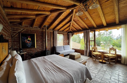 Pifo Hotel | Hacienda Jimenita Wildlife Reserve