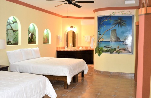 Centro Hotel | HACIENDA MONARCAS RESORT