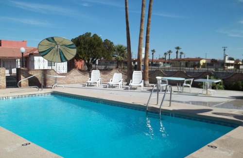 Yuma Hotel | Hacienda Motel
