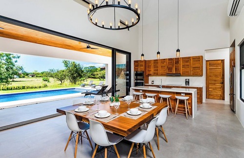 Playa Avellanas Villa | Hacienda Pinilla Vacation Rentals