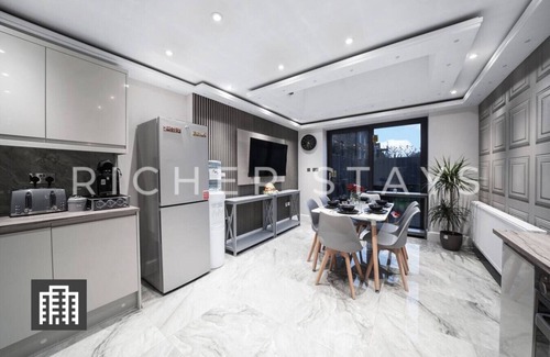 Hackney Downs Casa | Hackney Suites - Single Room!
