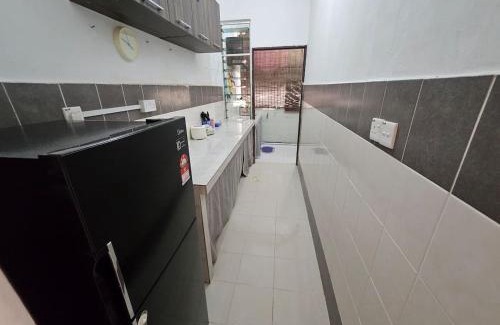 Sandakan Apartamento | Hadi's Homestay