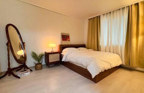 Itaewon Apartamento | Haebangchon Itaewon 3 Bedroom Apartment